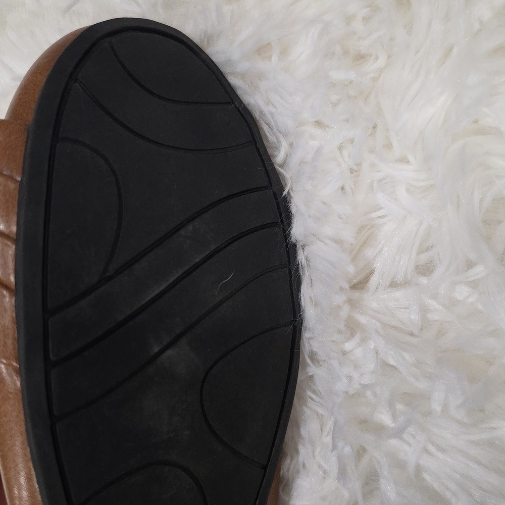 American Eagle Outfitters Brown Flats. Size 7. NWT! - Picture 4 of 4